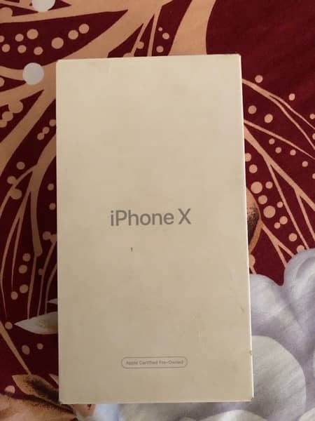 iPhone X water pack memeory 64  battery 76 health 1