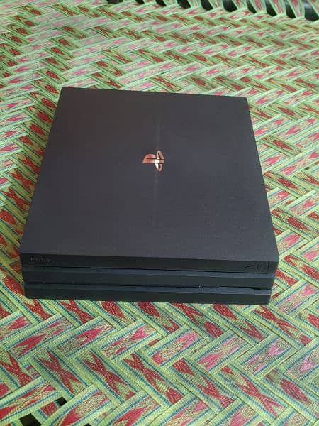 PS4 PRO (1TB) JAILBREAK 11.00. NEW Condition 4