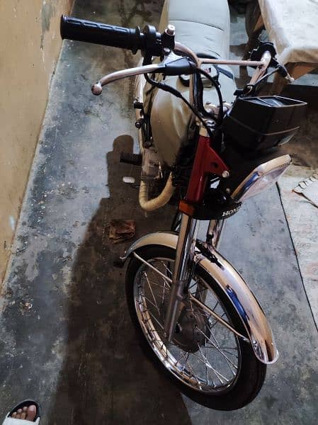 Honda 125 8