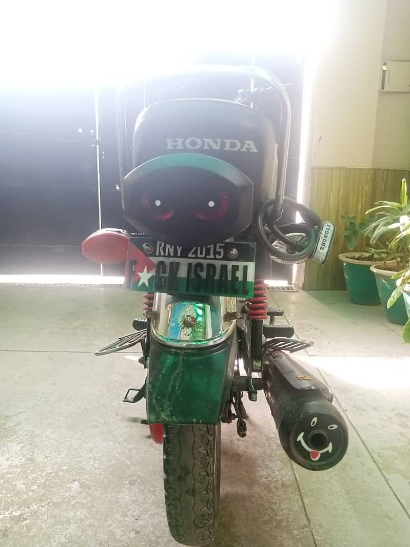 Honda CG 125 2018 3