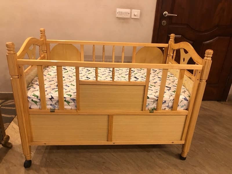 baby cot with mattress 1