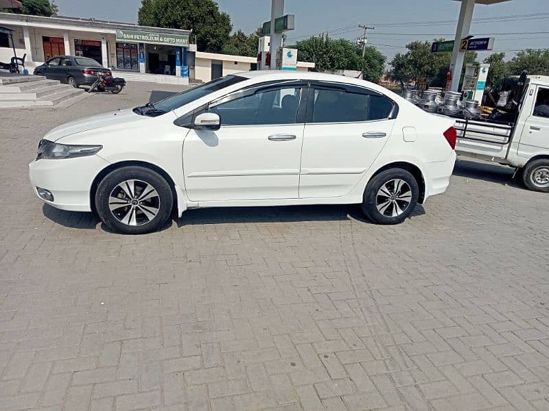 Honda City IVTEC 2018 AUTOMATIC 3