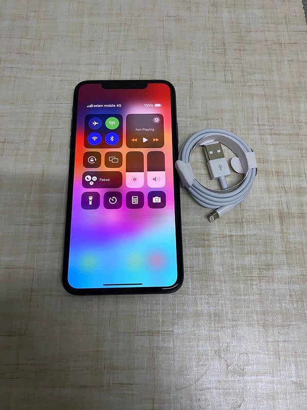 i phone11 pro max 256gb used 4