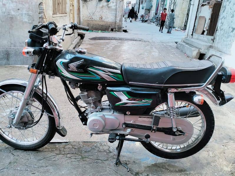 honda 125 all Ok good condition dubble saman 6