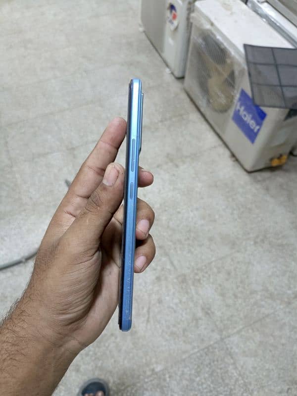 vivo v23e 8/128 03246627970 4