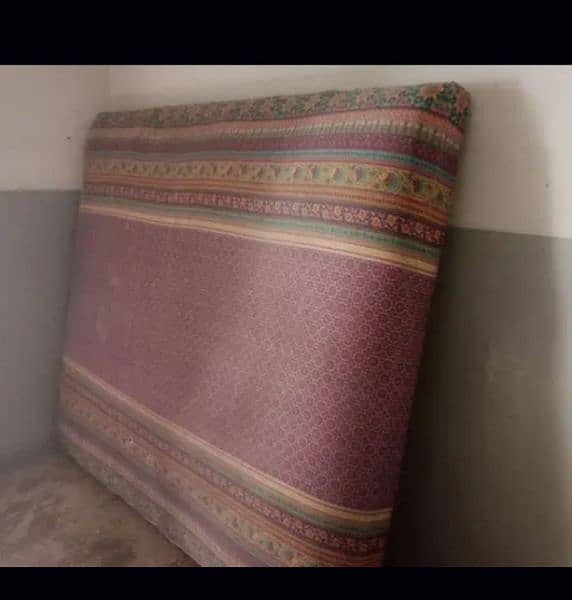 mattress good condition 0