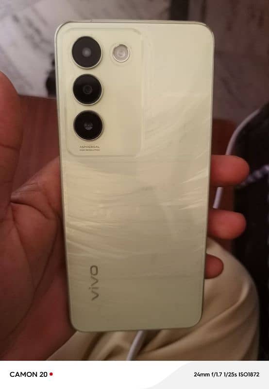 vivo y100 1