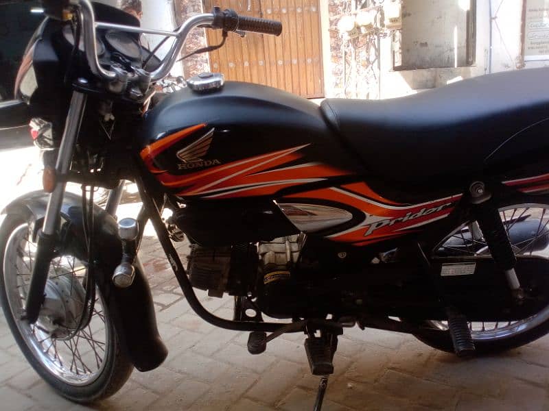 Honda 100 prider 1