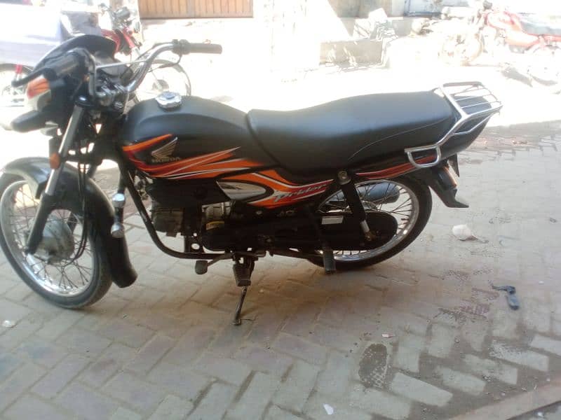 Honda 100 prider 5