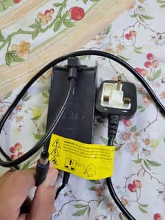 Dell 65w laptop charger 0