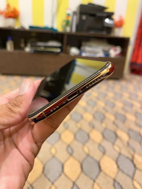 iPhone xs PTA Approved 2