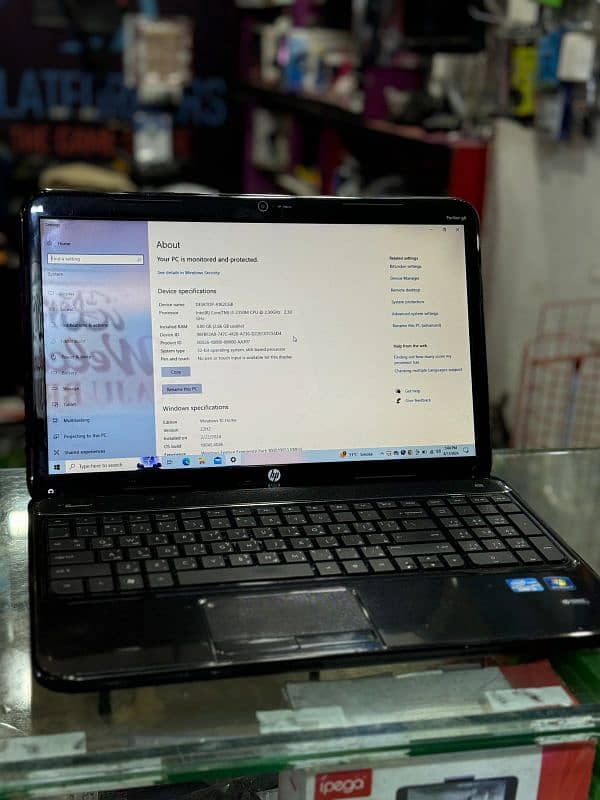 HP pavilion g6 i3 2nd 2