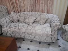 seven seater sofa condition new just  2month use