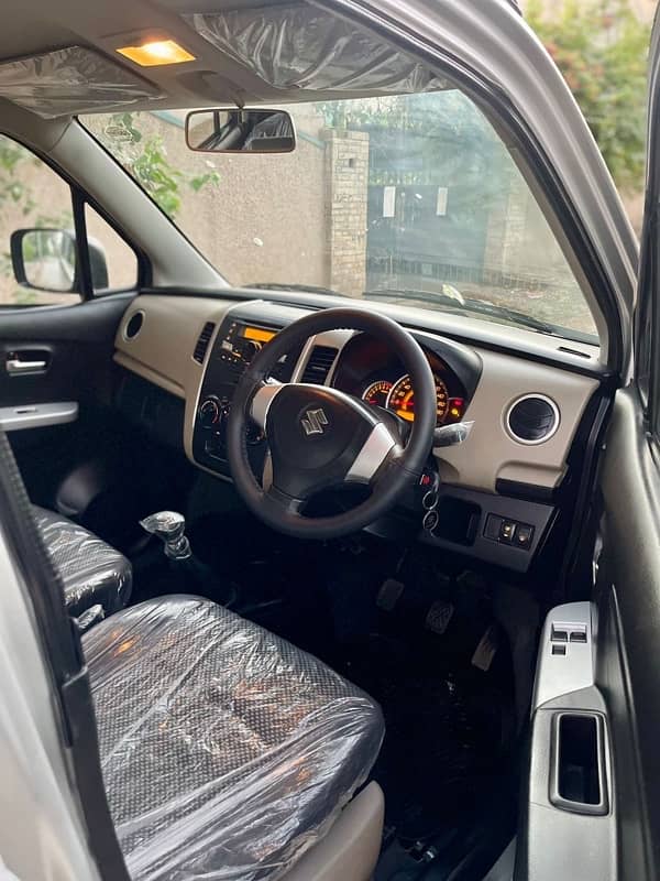 Suzuki Wagon R 2018 10