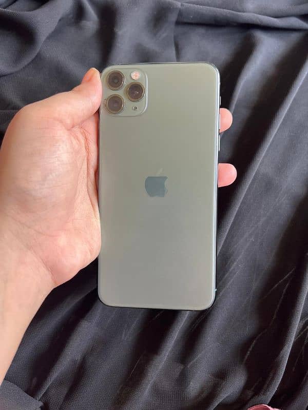 iPhone 11pro max 256gb PTA APPROVED 0