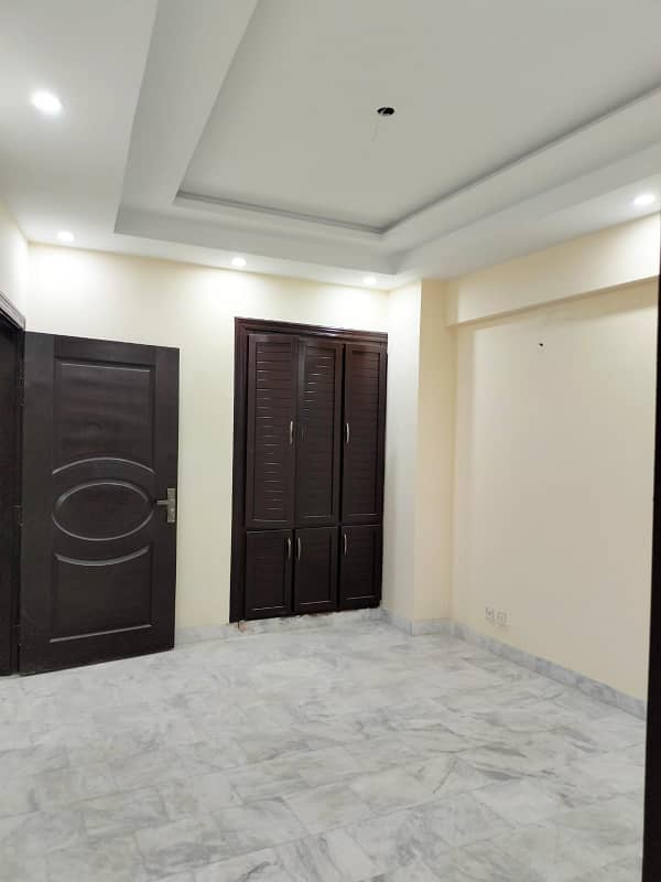 3 Bedrooms Unfurnished Apartment For Rent in Khudadad Heights Islamabad 6