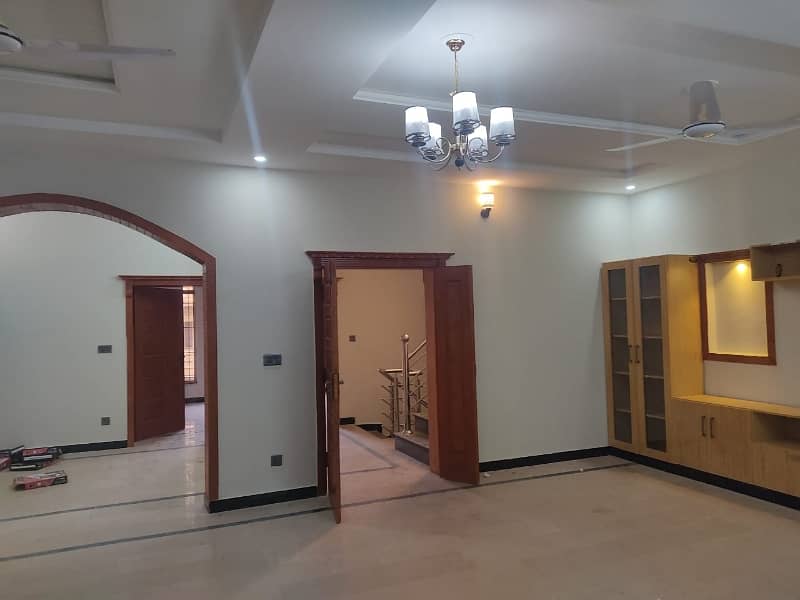 10 Marlas Ground Floor All Facilities Gas Electricity Separate G-14/4 3