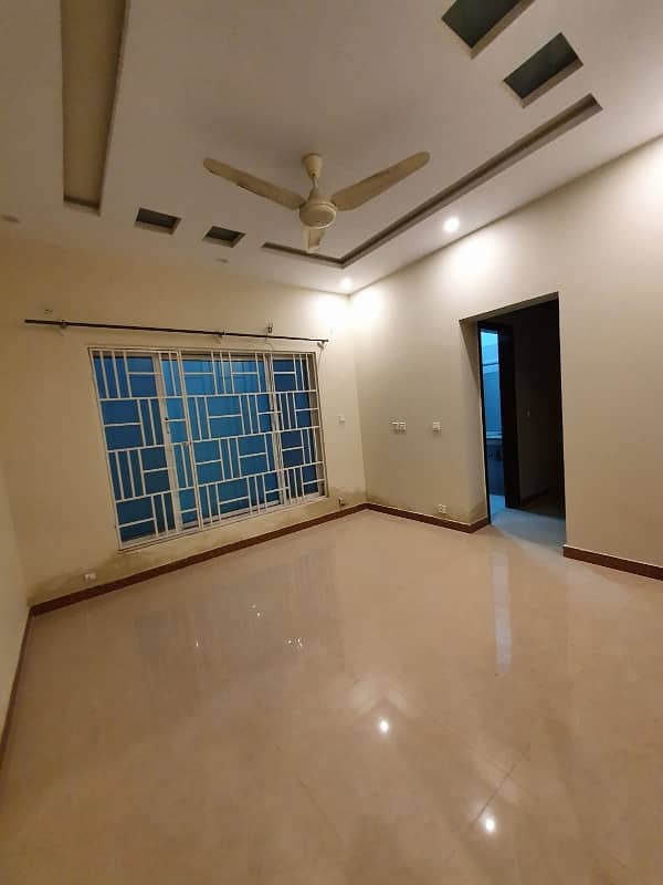 7 Marlas Basement Available For Rent (VIDEO WHATSAPP) G-13/2 5