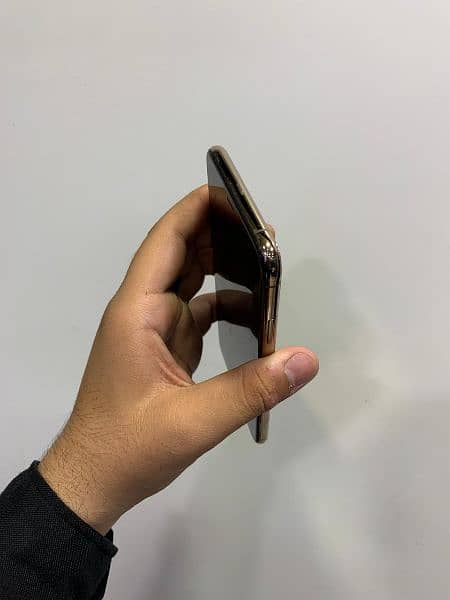 IPhone xs max pta approved 2