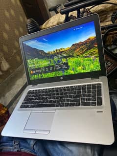 gaming laptop