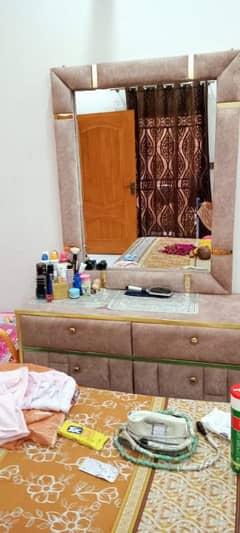 Bed set side tables dressing table 10/10 condition for sale