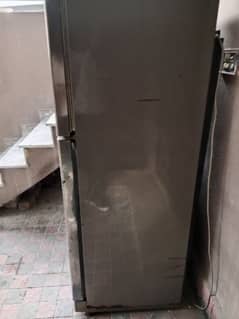 pel   Refrigerator In Good Condition 0