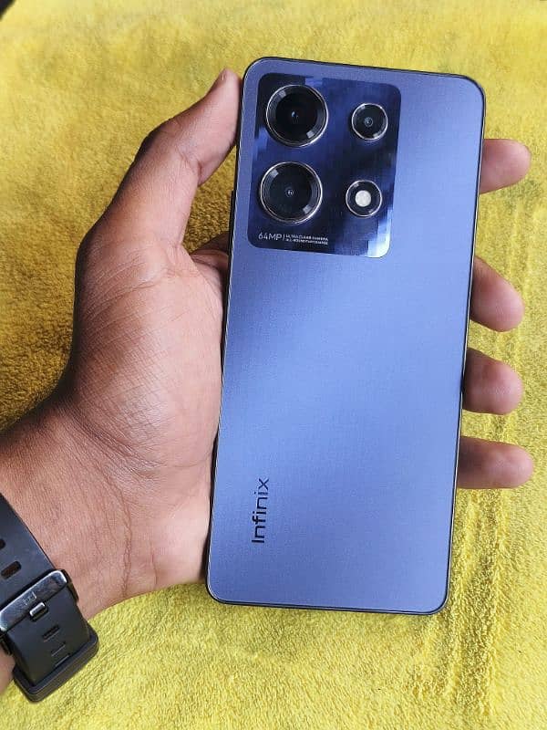 Infinix Note 30 1