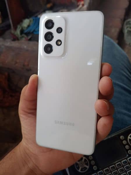 urgent sell Samsung a33 5g PTA p*a*c*h 3