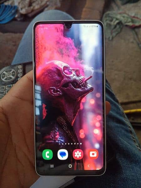 urgent sell Samsung a33 5g PTA p*a*c*h 7