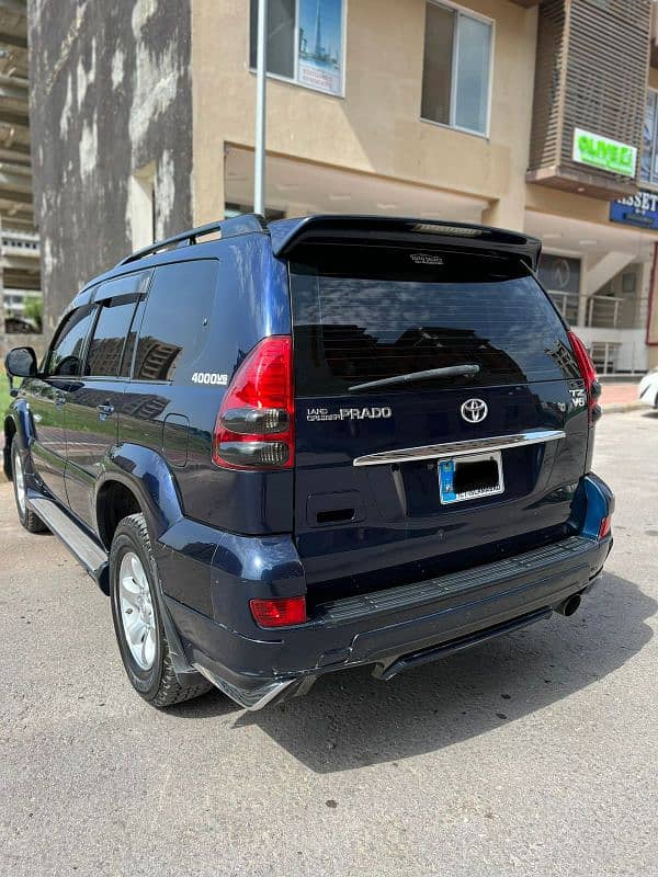 Toyota Prado TZ 4000cc V6 Sunroof For sale 0