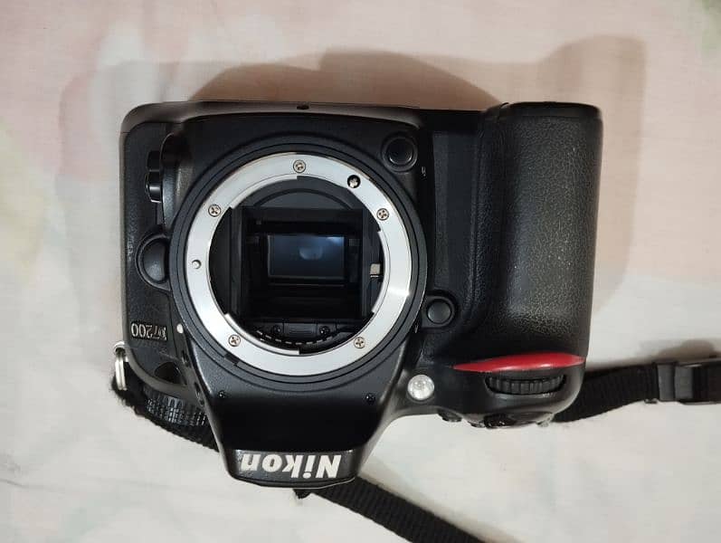 Nikon D 7200 with AF-P DX NIKKOR 18-55mm f/3.5-5.6G VR lense 10