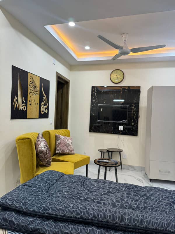 Luxury Furnished 1 Bedroom flat For Perday or Perweek in Islamabad 3