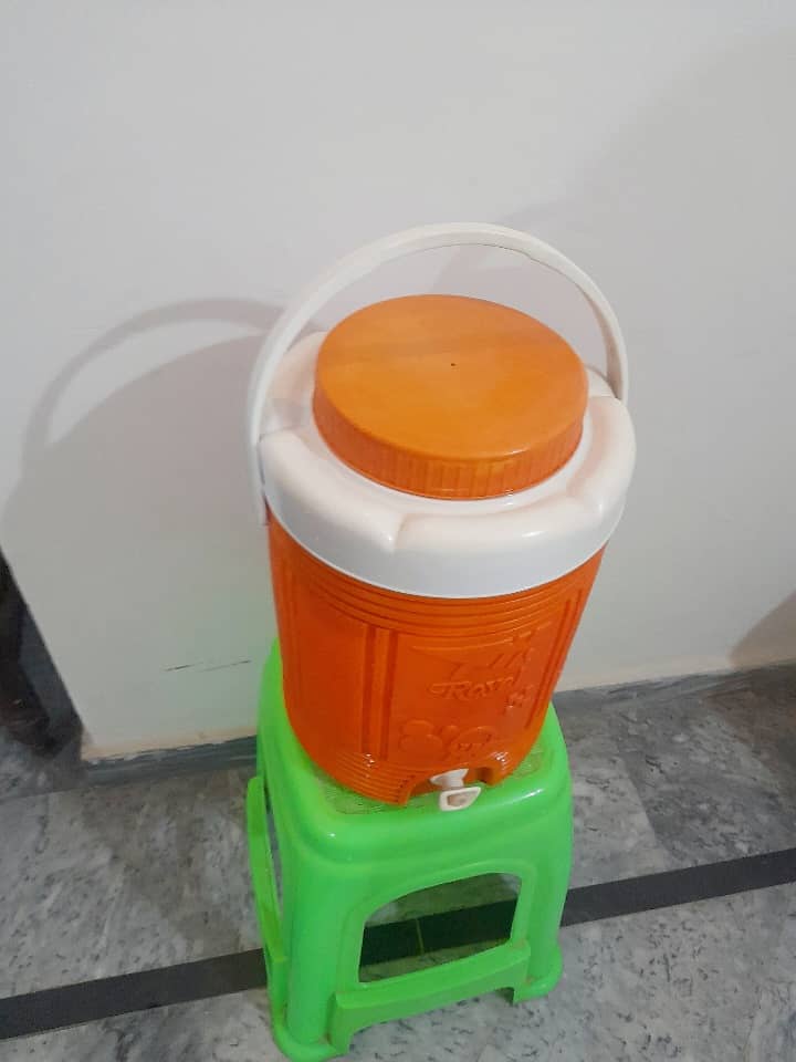 Water cooler 17 litter used (PRICE IS FINAL) 1