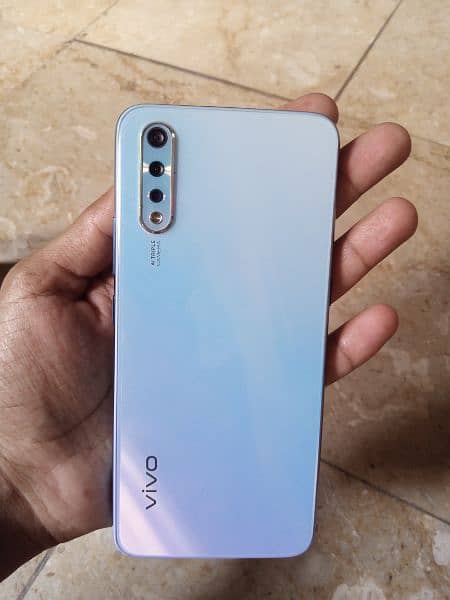 vivo S1 with box 0