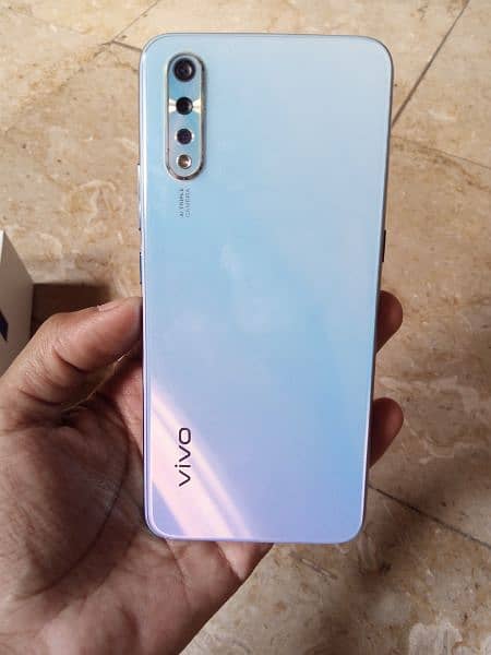 vivo S1 with box 4