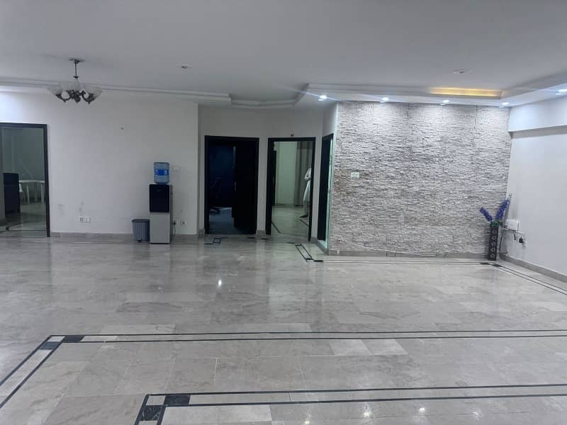 Sughra Tower 4 Bed Apartment for Rent 7