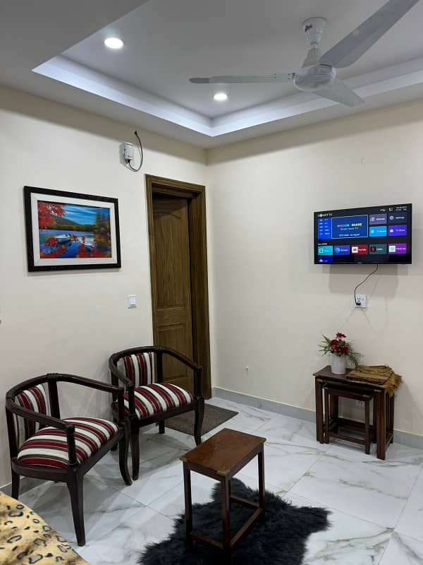 Luxury Furnished 1 Bedroom flat For Perday or Perweek in Islamabad 2