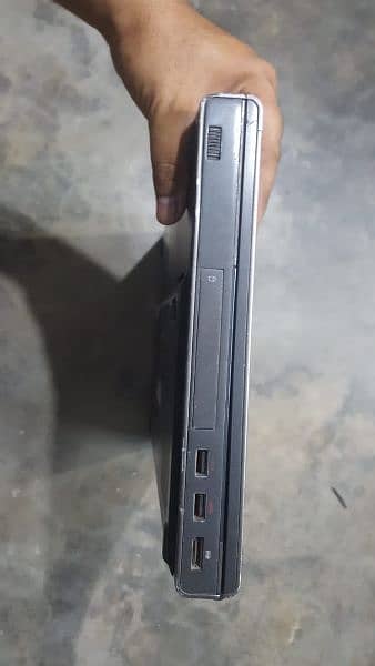 Dell M4700 laptop 4