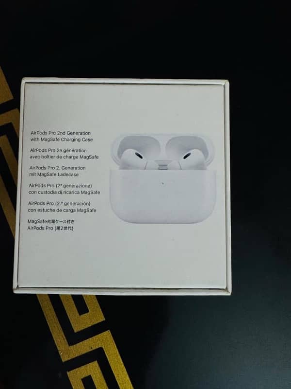 Apple AirPods pro 2 13