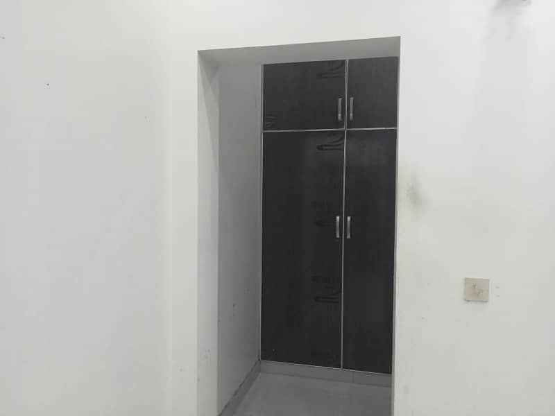 20 MARLA UPPER PORTION AVAILABLE FOR RENT AT PRIME LOCATION IN KHAYABAN-E-AMIN D BLOCK 13