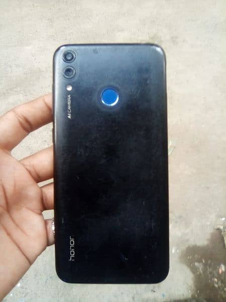 honor 8c 1