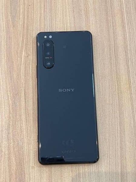 Sony Xperia 5 mark 2 2