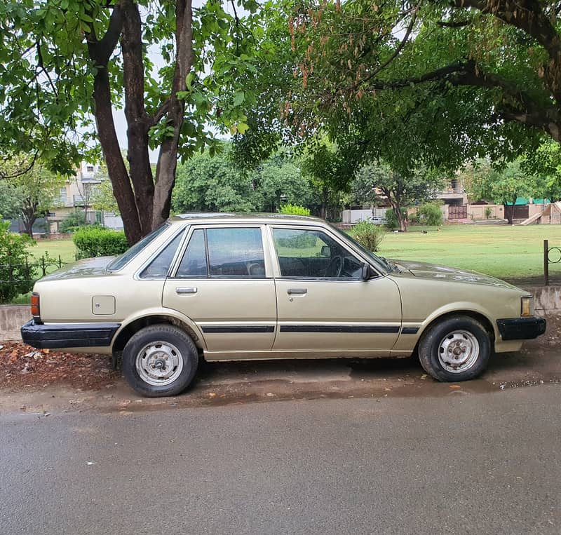 Daihatsu Charmant 1985 Sedan 11