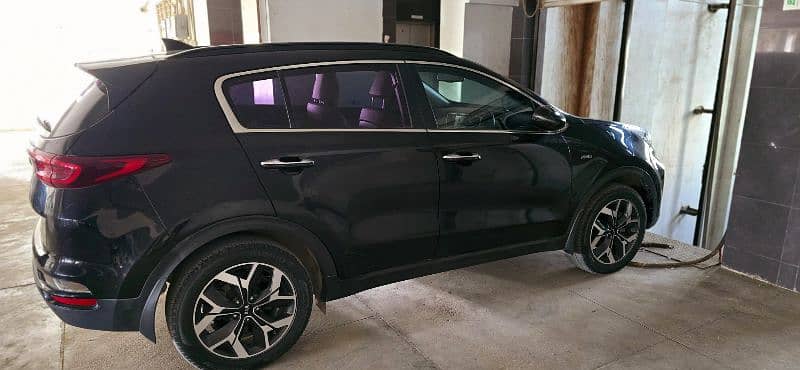 KIA Sportage AWD Model 2020 Black Edition 1