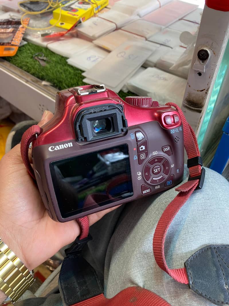 canon eos 1100D 5