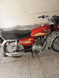 bike golden no double SAMAN k SATH seal engine 03345432183 whstapp 0