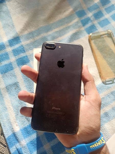 iphone 7 plus pta aprove 128 gb with box 2