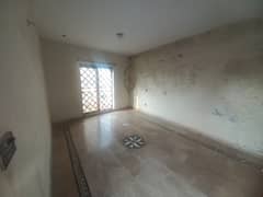 5 Marla 2nd floor portion (video available) Location Allama iqbal town Lahore Pak block 0