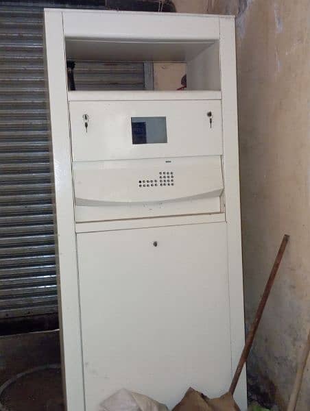 10000 litter tank and refilling machine 2