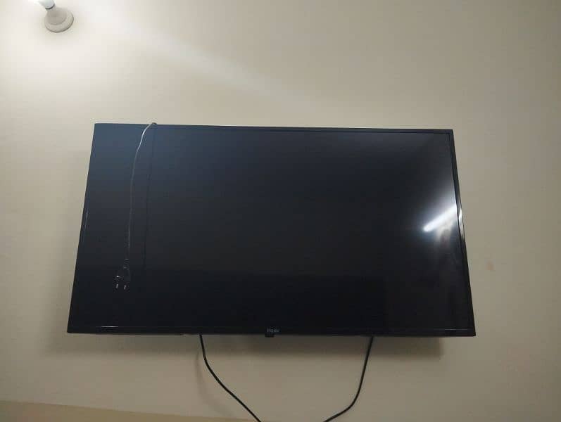 43 inch Haier TV 0